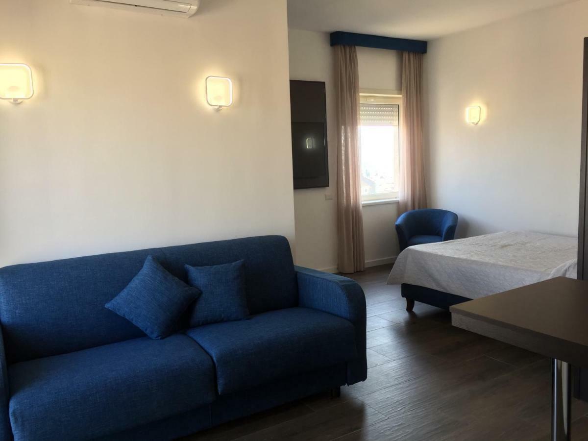 Apartmán Residenza Garibaldi Neapol Exteriér fotografie